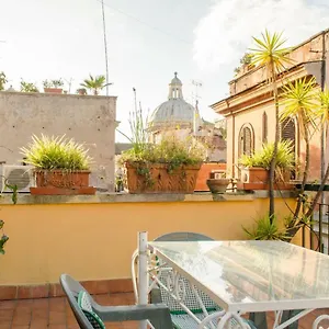  Appartement Coliseum Floor With Terrace And View